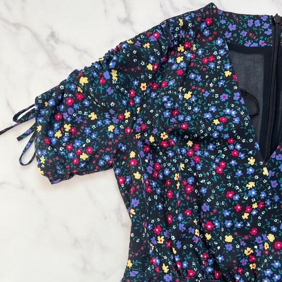 French Connection Aubine Drape VNeck Black Floral Tie Sleeve Dress US 2 NWT $128 - Picture 6 of 13